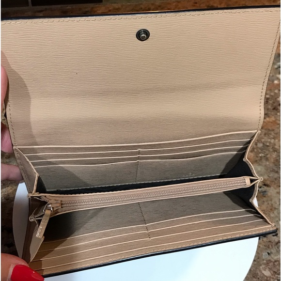 GUCCI Blooms Long Leather Continental Wallet 😍🌸🔥 - Picture 8 of 17